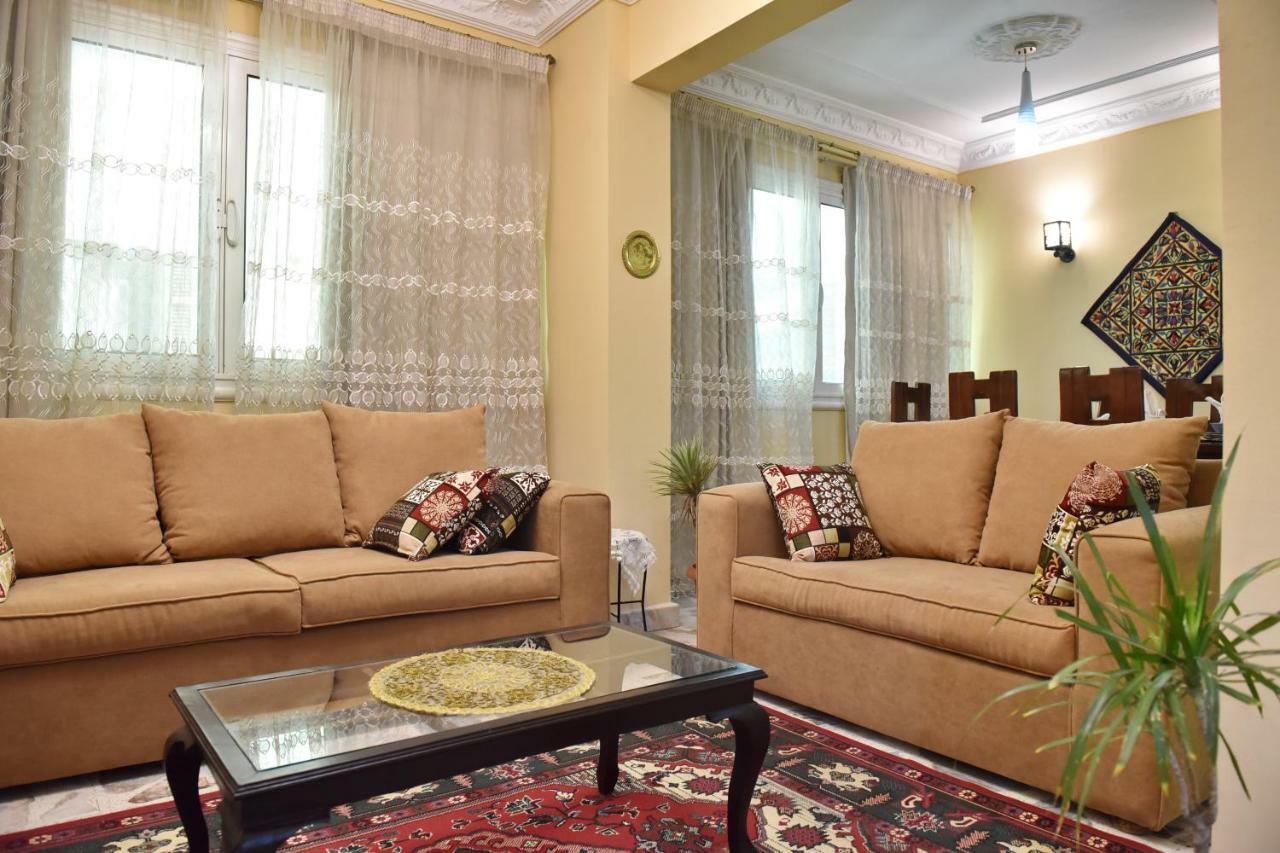 Two-Bedroom Apartment At Mohamed Farid Street Cairo Exterior photo