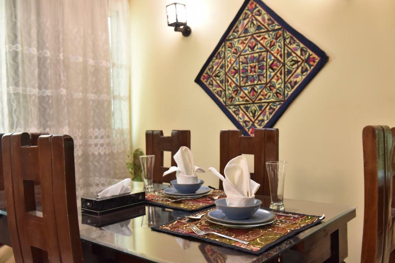 Two-Bedroom Apartment At Mohamed Farid Street Cairo Exterior photo